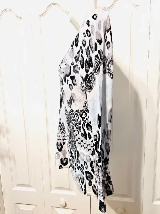 Cyrus Women's Small Knit Super Stretch V Neck Long Sleeve Baby Blue/Animal Print - Picture 8 of 12